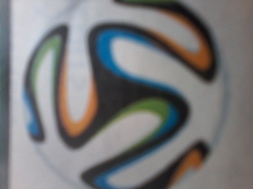 Ce ballon est celui de la coupe du monde...