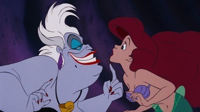 Pour devenir humaine pendant 3 jours, qu'est-ce qu'Ariel doit laisser à Ursula ?
