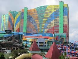 Quel hôtel situé en Malaisie serait hanté dont le 21 e étage serait le plus hanté ?
