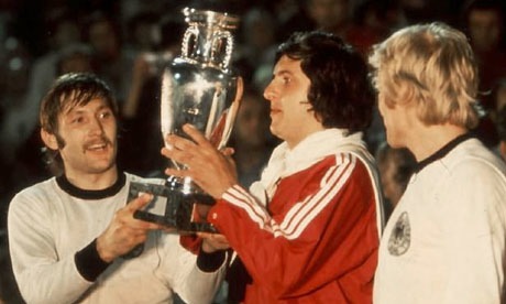 Quel était le pays organisateur de l'Euro de football en 1976 ?