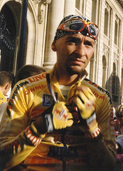 Mon surnom était "le pirate". En 1998 j'avais remporté le Giro d'Italie et le Tour de France.