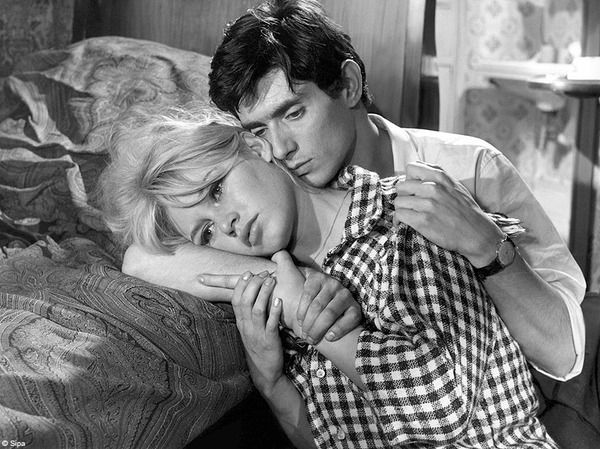 Quel acteur joue au côté de Brigitte Bardot dans “La vérité” de Henri-Georges Clouzot en 1960 ?
