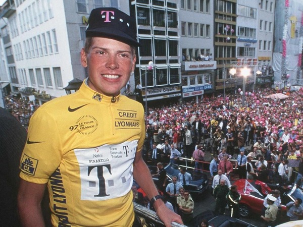 Jan Ullrich est le premier cycliste allemand à avoir remporté le Tour de France.