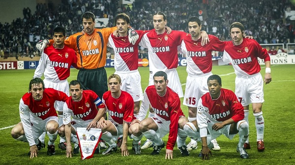 En 2004, contre quelle équipe a-t-il perdu la finale de la Champions League ?
