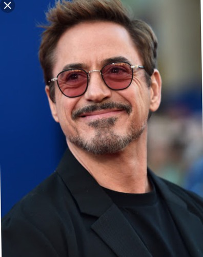 O primeiro filme de Tony Stark foi lançando em que ano?
