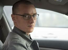 Quel est ce film avec James McAvoy en tête d'affiche qui connait un gros succès ?