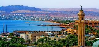 Je prends mes sources de la Mer Morte et je baigne sur la Mer Rouge. Où se trouve la ville d'Aqaba ?