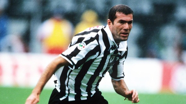 Pour quel club Zinédine Zidane a-t-il quitté la Juventus de Turin en 2001 ?