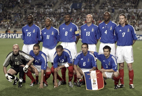 Quel champion du Monde 98 ne fait pas partie de l'effectif français lors de ce Mondial ?