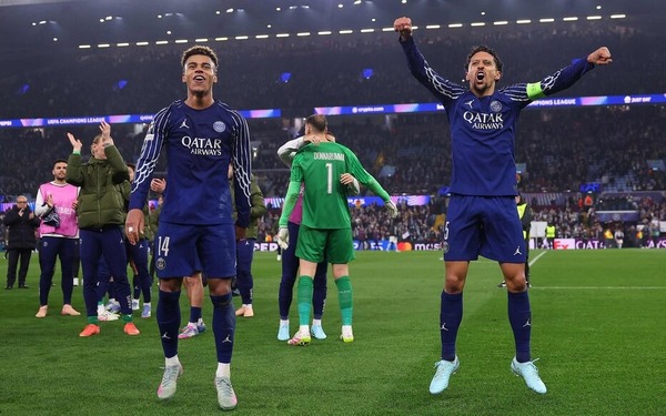 C'est néanmoins le PSG qui se qualifie en demi-finale pour y affronter....