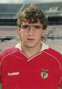 Ancien avant de Benfica et de Porto dans les années 90 ?