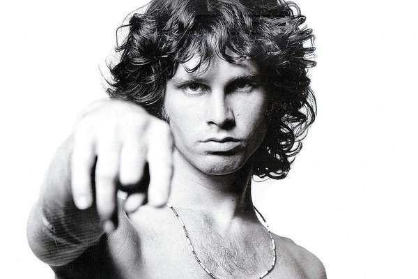 Où le chanteur des Doors, Jim Morrison, est-il mort en 1971 ?