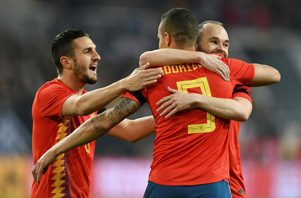 Contre qui l'Espagne entame-t-elle le Mondial 2018 par un spectaculaire 3-3 ?