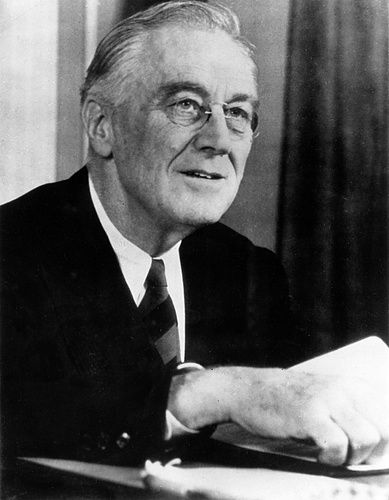 When did President Franklin Roosevelt declare Thanksgiving as a national holiday ?