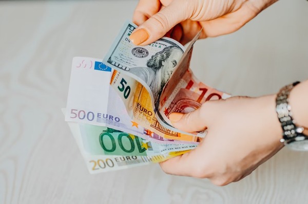 Payer comptant c'est également payer Rubis sur....