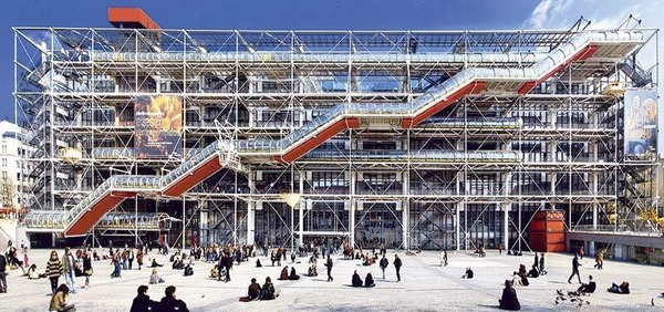 Dans quelle décennie le centre Pompidou, musée d'art contemporain de Paris, a-t-il été inauguré ?
