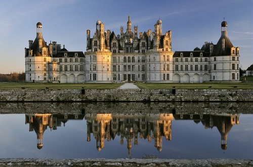 Quel château à été construit sous le règne de Louis XIV ?