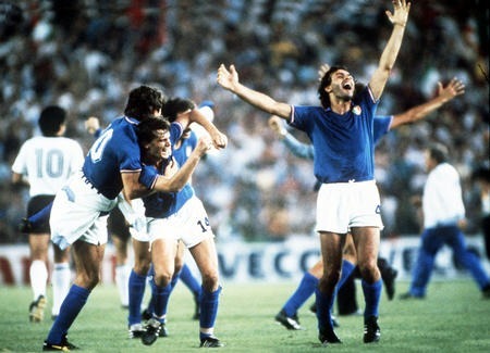 Sur quel score les italiens battent-ils les allemands en finale de ce Mondial 82 ?