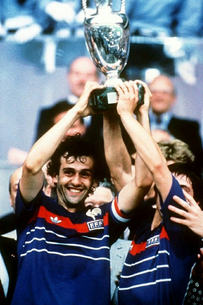Le 27 juin 1984, qui Michel Platini et les Bleus ont-ils battu en finale de la Coupe d'Europe des Nations de Football ?
