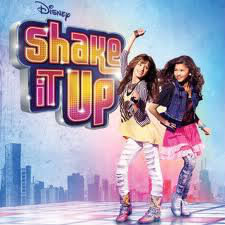 Dans "Shake it up" les 2 filles sont meilleurs amies et font-elles une émission de danse ?