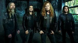 Comment se nomme le chanteur du groupe Megadeth ?