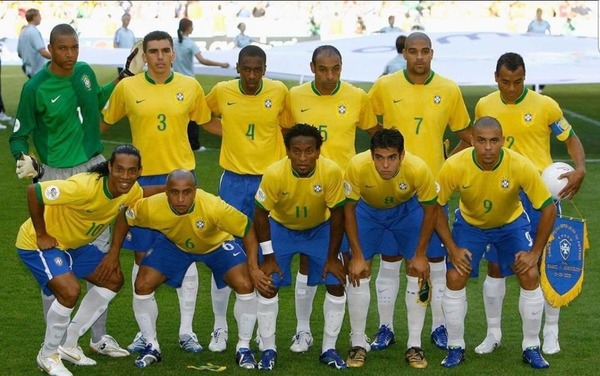 Dans le groupe F, le Brésil remporte les 3 matchs de sa poule.
