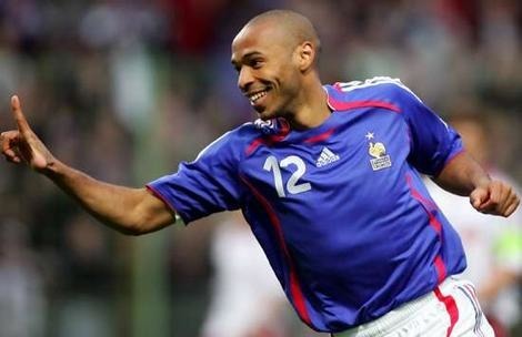 Combien de buts Thierry Henry a-t-il inscrit pour l'équipe de France ?