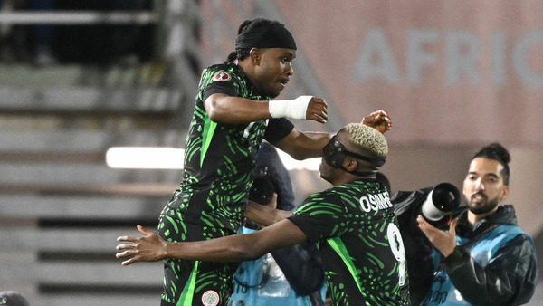Lors de la victoire (4-0) du Nigéria face au Mozambique, lequel a inscrit un doublé ?