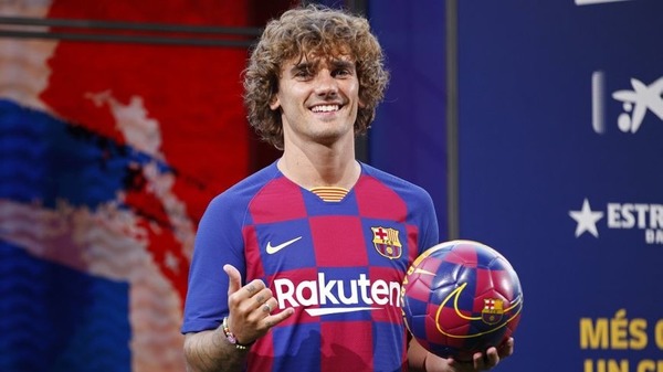 En quelle année rejoint-il le FC Barcelone ?