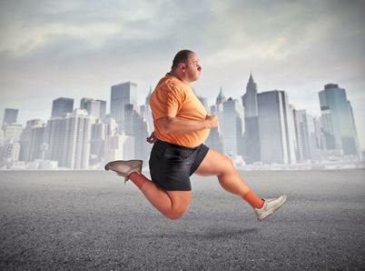 Il est vivement conseillé de courir à peu près 10 minutes après un bon repas.