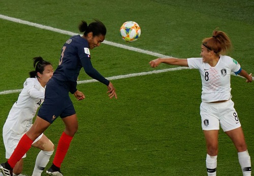 Combien et qui a gagné dans le match France - Corée ?