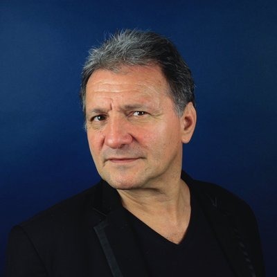 Spécialiste de l'imitation, il s'agit de ?