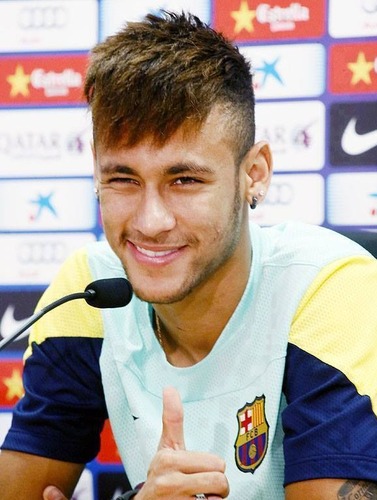 Lors du match face au Japon, le 14/09/14; combien de buts a mis Neymar ?
