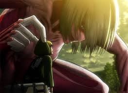 Que fait le titan féminin à Armin ?
