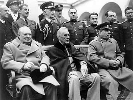 Qui sont les "trois grands" à la conférence de Yalta ?