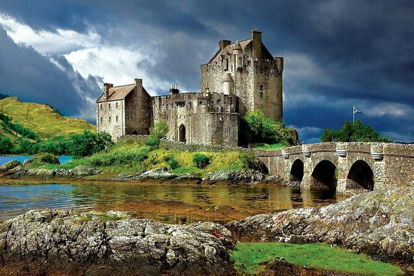 Où peut-on admirer le Château d'Eilean Donan ?