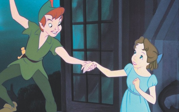 Où Peter Pan va-t-il chercher la famille Darling ?