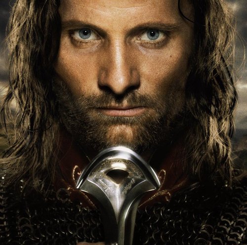 Sous quel nom a été présenté Aragorn à Frodon, la première fois ?