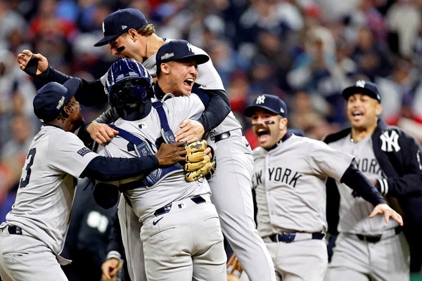 Avec 27 titres, quelle est cette équipe de Base-ball la plus titrée de la Major League ?