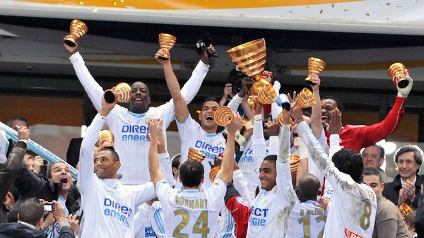 De 2010 à 2012, l'OM devient le premier club a remporter la compétition 3 fois de suite. Qui n'a pas été adversaire des olympiens dans ces 3 finales ?
