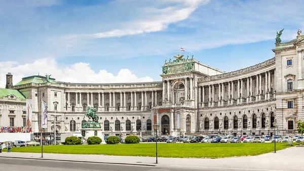 La Hofburg est la résidence d'hiver des......