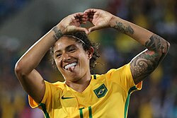 Cette brésilienne a inscrit 14 buts sur deux éditions (2004-2008), il s'agit de ?
