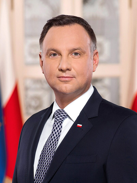 Le 6 août, il est élu Président de la République de Pologne. C'est ?
