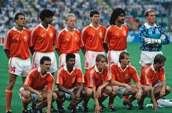 A quel stade du Mondial 90, Marco et les hollandais sont-ils éliminés ?
