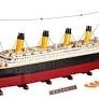 La reproduction lego du Titanic contient :