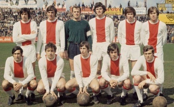 Au début des années 70, l'Ajax Amsterdam remporte 3 LDC consécutives. Laquelle de ces équipes n'a pas été l'un de leurs adversaires sur ces 3 finales ?