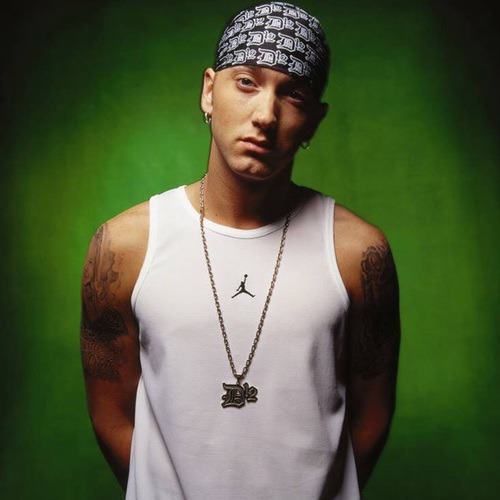 Comment s'appelle la première chanson d'Eminem ?