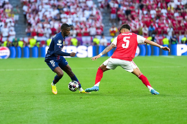 Lequel de ces parisiens ne faisait pas partie du 11 de départ ?