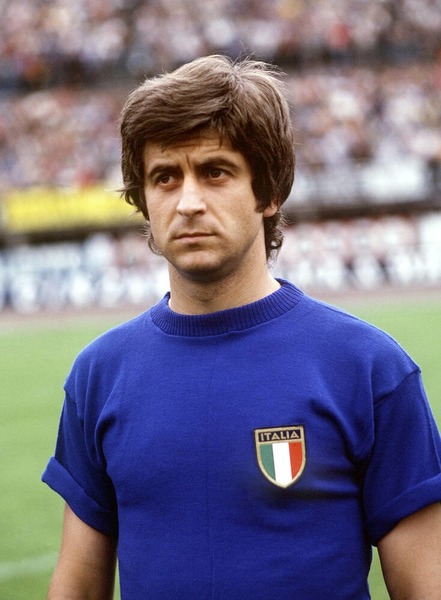 Grande star de l'AC Milan et Ballon d'Or en 1969, il s'agit de ?