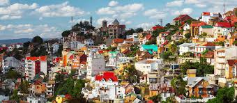 Je m'appelle Antananarivo et je suis la capitale malgache. Dans quel pays est-ce que je me situe ?